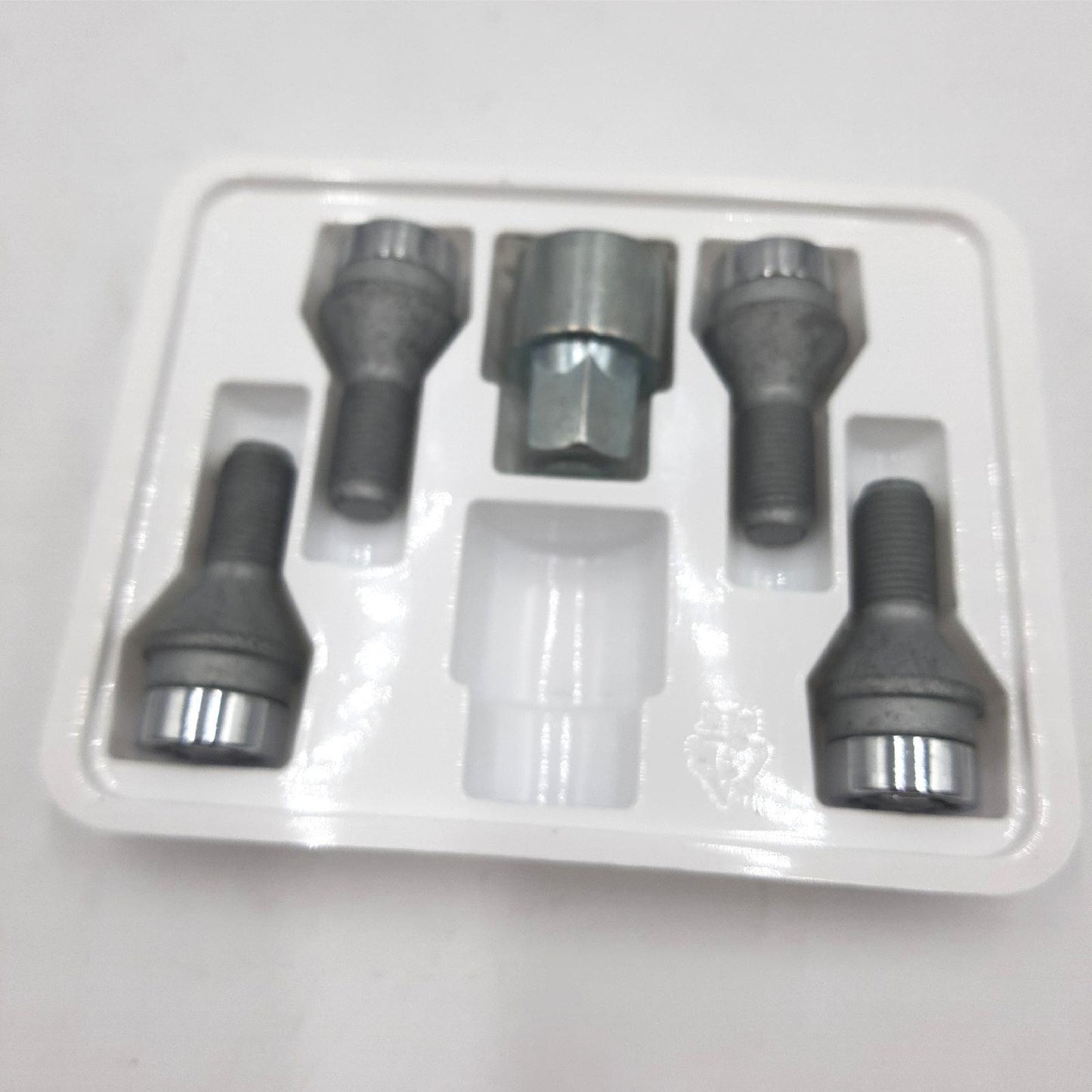 27216SU Radsicherungsbolzen Auto Ersatzteile M12x125 220mm Shaft Robustität