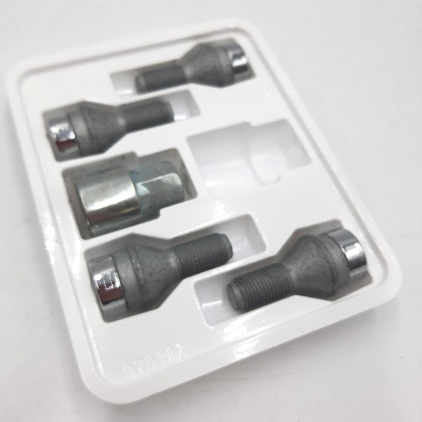 27216SU Radsicherungsbolzen Auto Ersatzteile M12x125 220mm Shaft Robustität